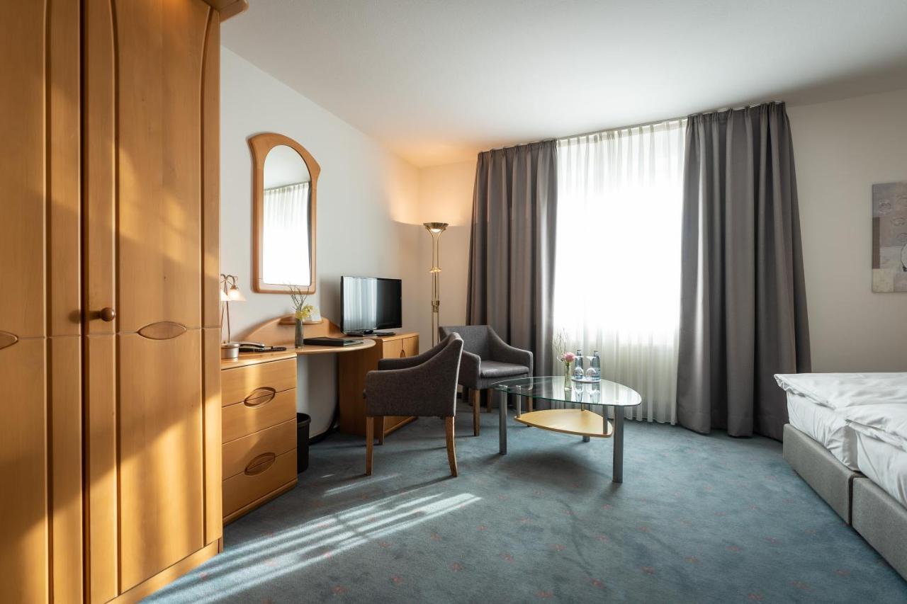 Hotel Pfaelzer Hof Gmbh Braunschweig Buitenkant foto