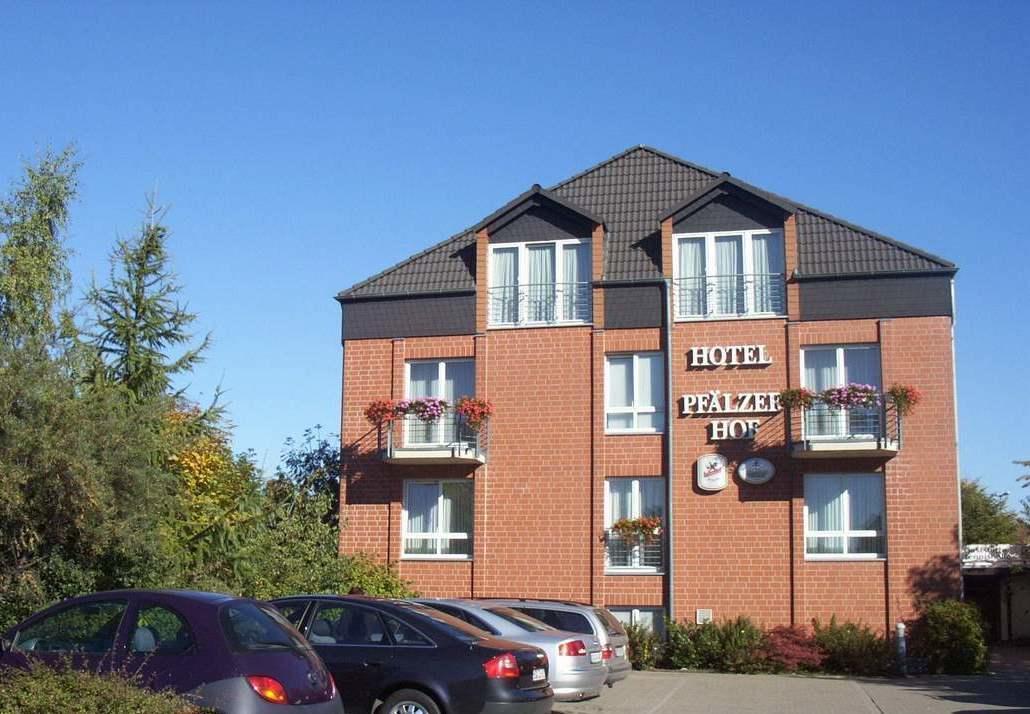 Hotel Pfaelzer Hof Gmbh Braunschweig Buitenkant foto